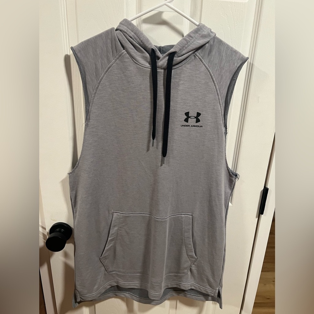 Under Armour Sleeveless Hoodie, Size Large